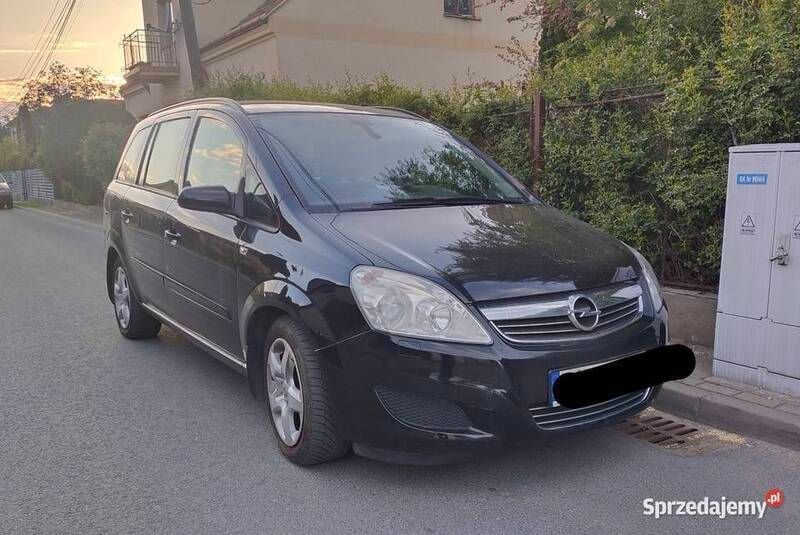 Czarny Używany 2009 Opel Zafira Minivan | 16 500 zł (Uczciwa cena) - Obraz 1/4