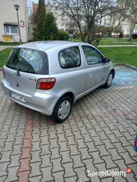 Używany Toyota Yaris 68 KM (50 kW) 1999