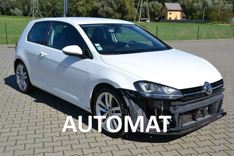 Biały Używany 2014 VW Golf VII Hatchback | 15 800 zł - Obraz 1/4