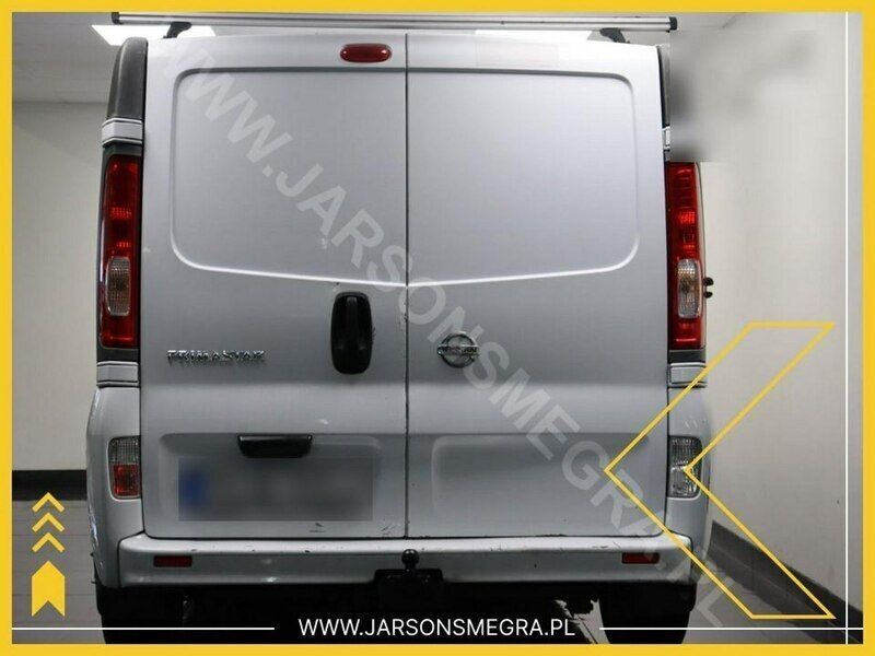 Używany Nissan Primastar 114 KM (83 kW) 2012 Biały Minivan