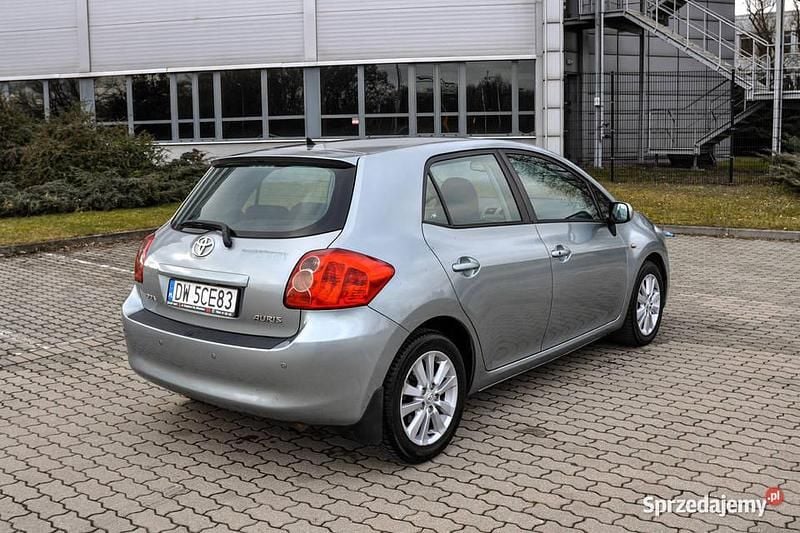 Używany Toyota Auris 2009 Hatchback