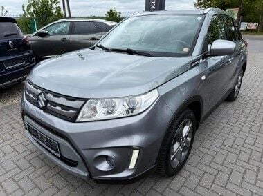 Szary Używany 2015 Suzuki Vitara SUV | 45 900 zł (Uczciwa cena) - Obraz 1/4