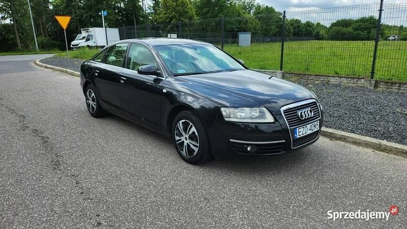 Czarny Używany 2004 Audi A6 Sedan/Limuzyna | 9900 zł (Uczciwa cena) - Obraz 1/4
