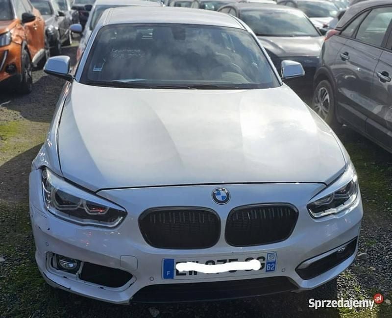 Używany BMW 118 150 KM (110 kW) 2018 Biały Hatchback