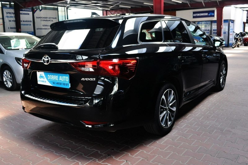 Sprzedany Toyota Avensis 2.0 152KM AUTO., używany 2017, km