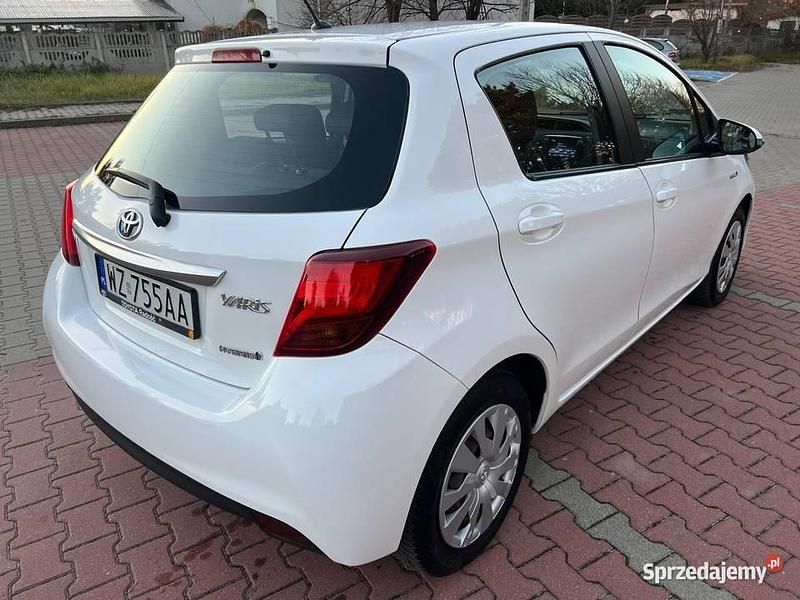Używany 2014 Toyota Yaris Hybrid | 41 800 zł (Dość drogi) - Obraz 1/4