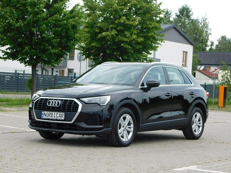 Czarny Używany 2020 Audi Q3 Advanced SUV | 94 980 zł (Uczciwa cena) - Obraz 1/4