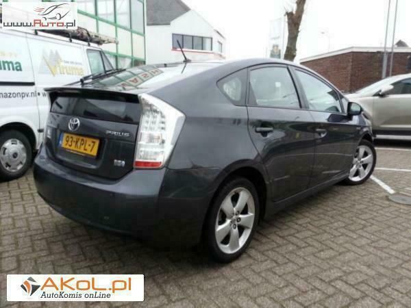Używany Toyota Prius 99 KM (72 kW) 2010 Inny Hatchback