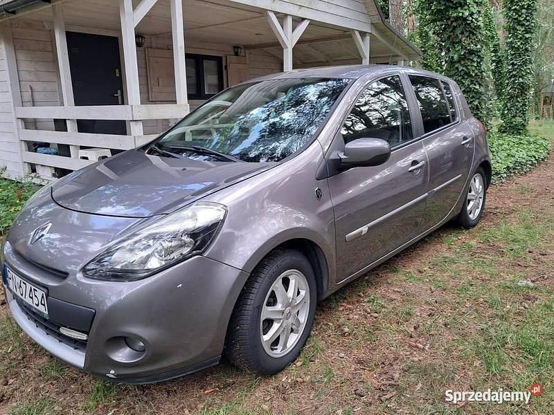 Używany Renault Clio IV 75 KM (55 kW) 2012