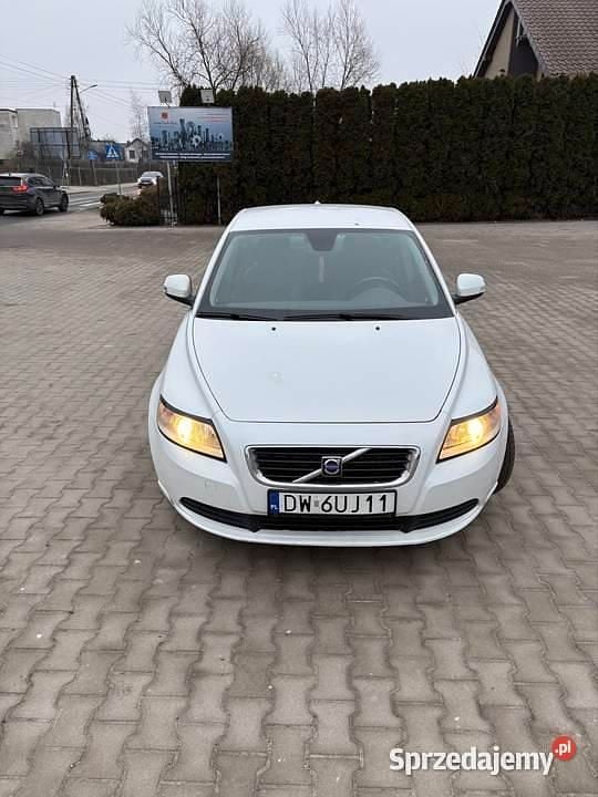 Używany Volvo S40 2010 Biały Sedan/Limuzyna