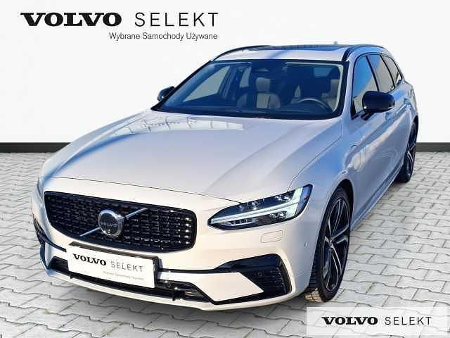 Używany Volvo V90 455 KM (334 kW) 2025 Biały Kombi