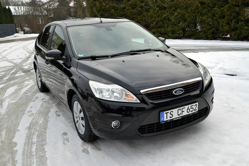 Używany Ford Focus 2011 Czarny Hatchback