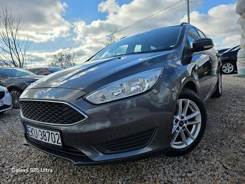 Używany Ford Focus 95 KM (69 kW) 2015 Szary (metalik, perła) Kombi