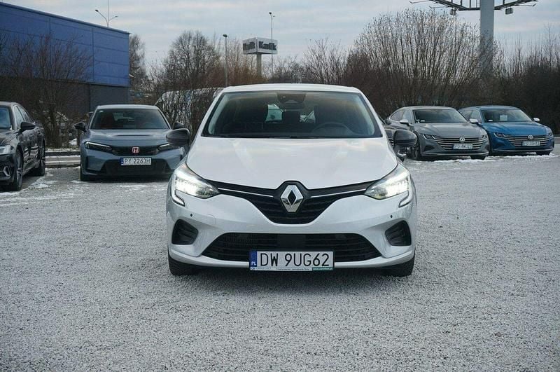 Używany Renault Clio V Equilibre 90 KM (66 kW) 2022 Srebrny (metalik) Hatchback