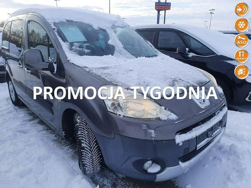 Inny kolor Używany 2010 Peugeot Partner Minivan | 17 800 zł (Uczciwa cena) - Obraz 1/4