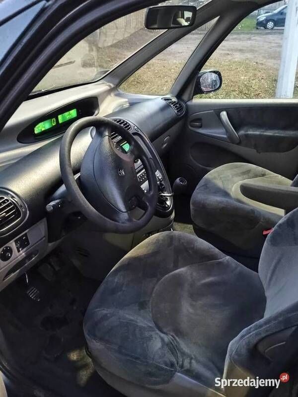 Używany 2001 Citroën Xsara Picasso Minivan | 1500 zł (Uczciwa cena) - Obraz 1/4