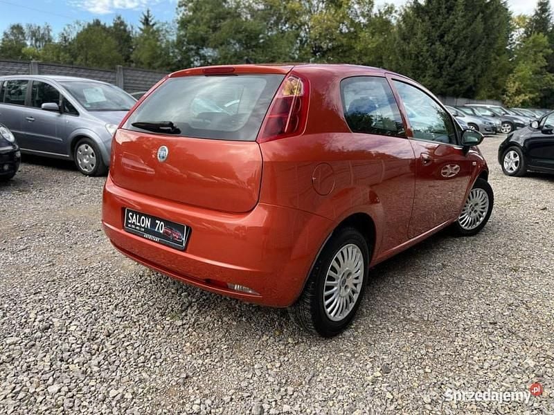 Inny (metalik) Używany 2006 Fiat Grande Punto Hatchback | 7900 zł (Dobra cena) - Obraz 1/4