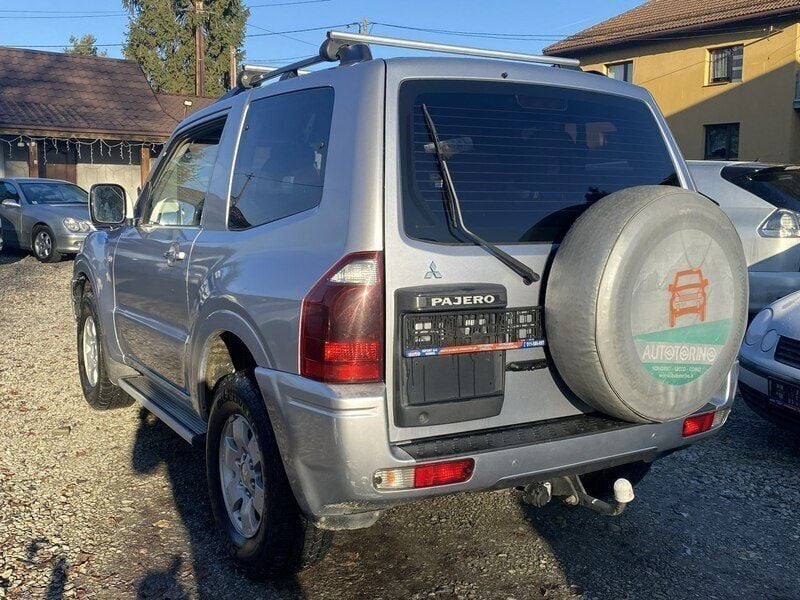 Używany Mitsubishi Pajero 116 KM (85 kW) 2005 Szary SUV