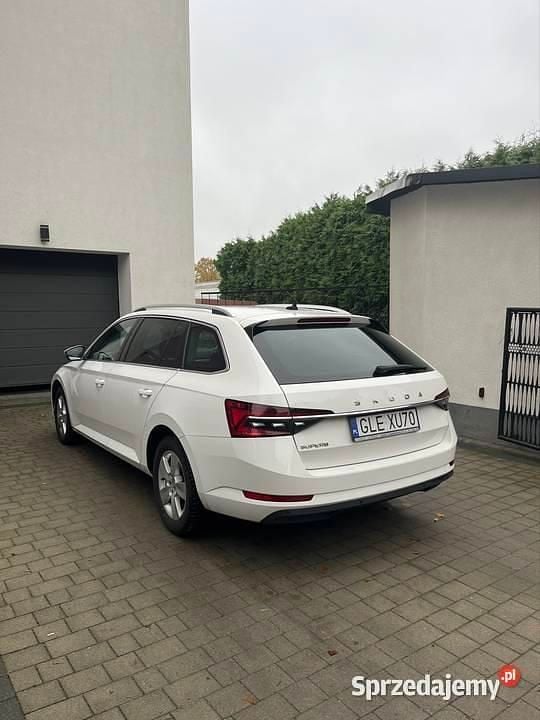Używany Skoda Superb 2021 Biały Kombi