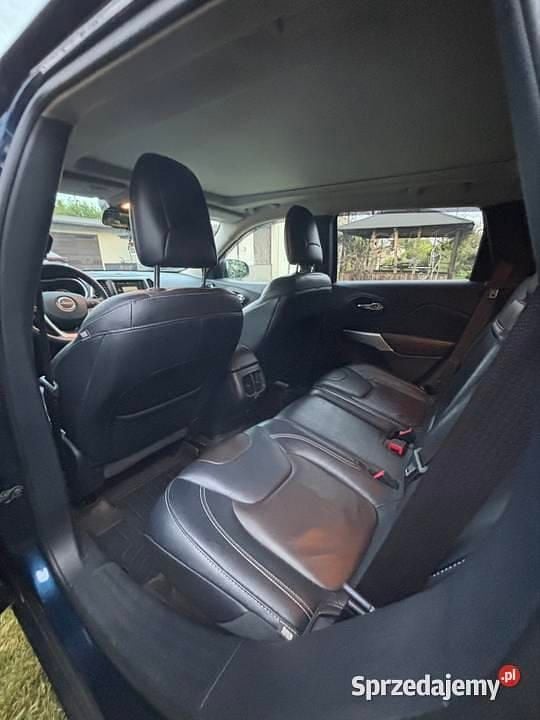 Używany Jeep Cherokee 2018 Niebieski SUV