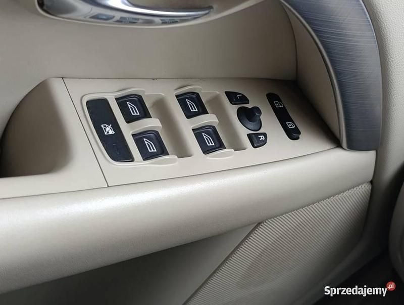 Używany Volvo V70 Momentum 146 KM (107 kW) 2008 Kombi