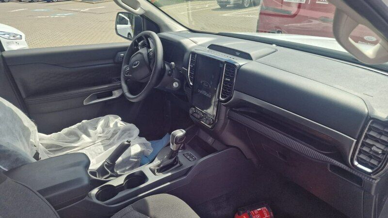 Używany Ford Ranger Wildtrack 205 KM (150 kW) 2024 Srebrny Pickup