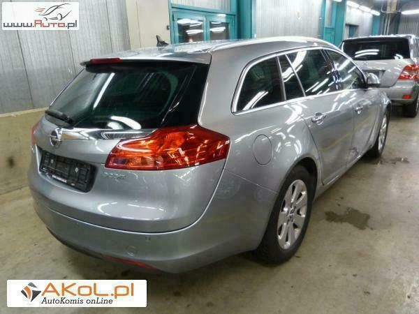 Używany Opel Insignia 131 KM (96 kW) 2010 Inny Sedan/Limuzyna