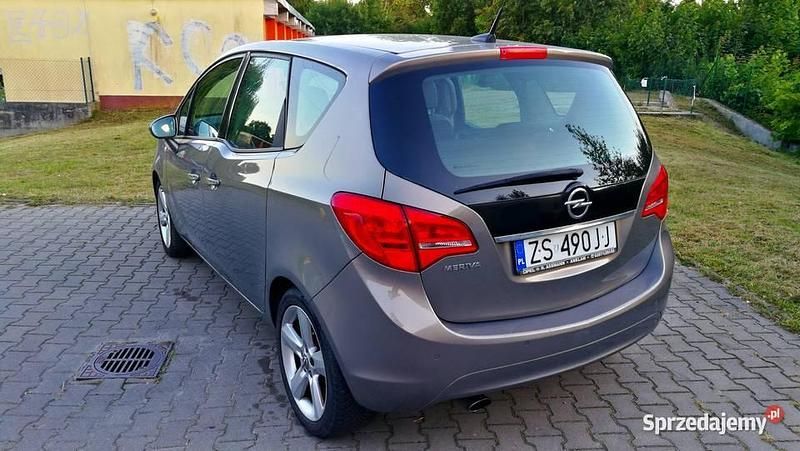 Używany Opel Meriva 2011 Minivan