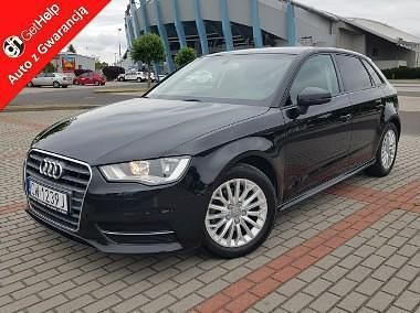 Czarny (metalik) Używany 2015 Audi A3 Hatchback | 45 900 zł (Uczciwa cena) - Obraz 1/4