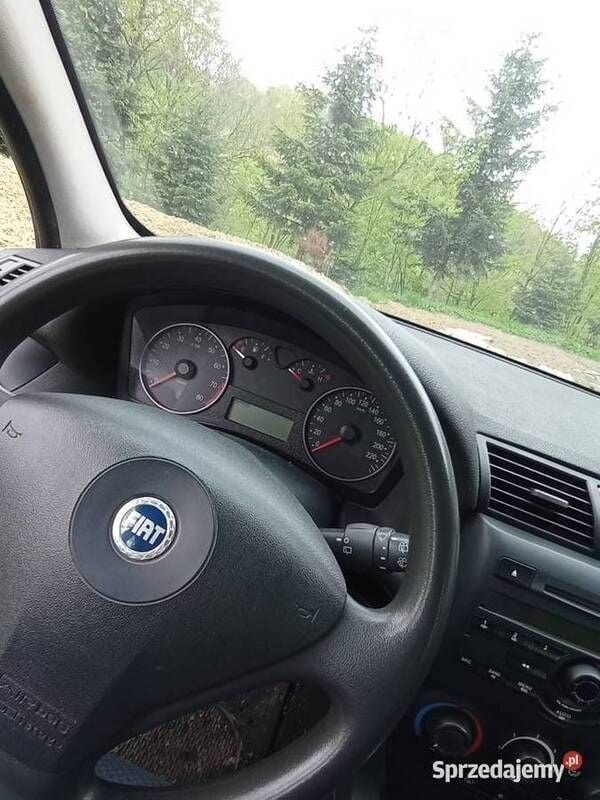 Używany 2003 Fiat Stilo Hatchback | 3500 zł (Dość drogi) - Obraz 1/4