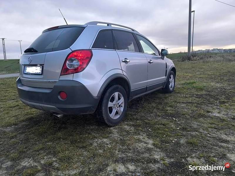 Używany Opel Antara 2009 Srebrny SUV