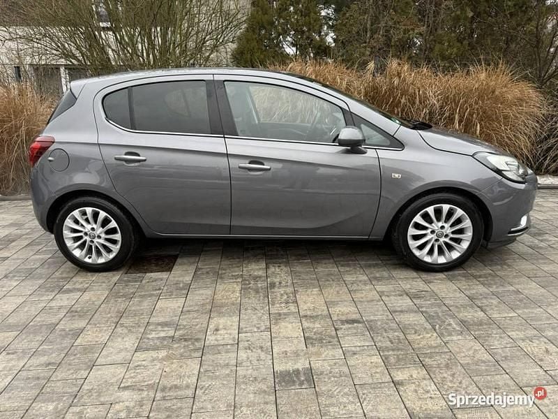 Używany Opel Corsa 90 KM (66 kW) 2015 Szary (metalik) Hatchback