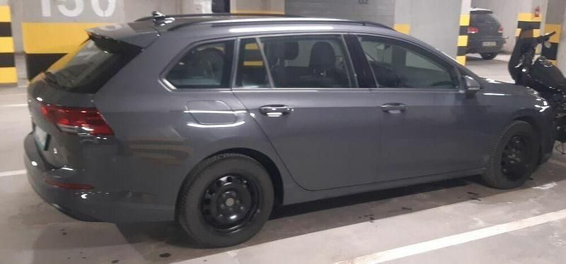 Używany VW Golf VIII 116 KM (85 kW) 2021 Szary Kombi