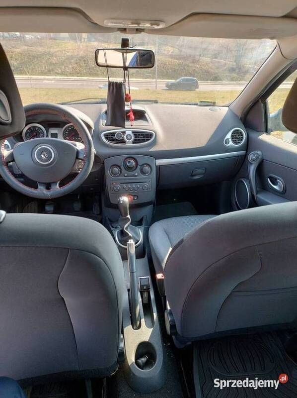 Granatowy Używany 2008 Renault Clio III Kombi | 8500 zł - Obraz 1/4
