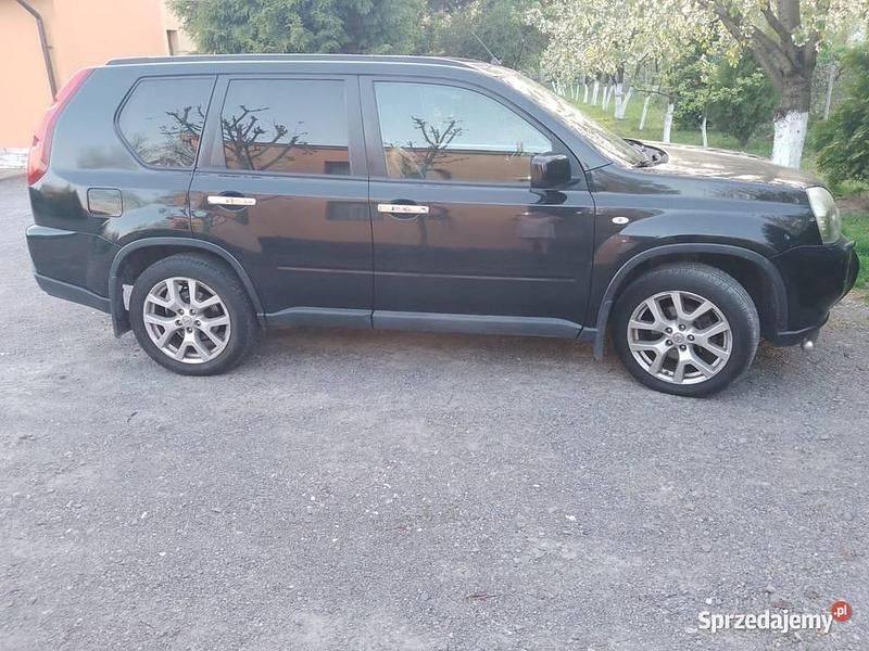 Czarny Używany 2009 Nissan X-Trail SUV | 23 500 zł - Obraz 1/4