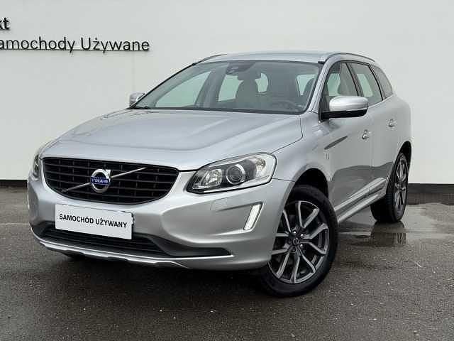 Srebrny Używany 2017 Volvo XC60 SUV | 72 900 zł - Obraz 1/4
