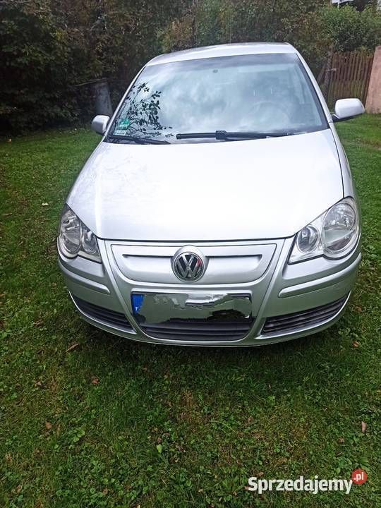 Srebrny Używany 2009 VW Polo Trendline Hatchback | 7500 zł (Uczciwa cena) - Obraz 1/4