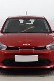 Używany Kia Rio 84 KM (61 kW) 2023 Czerwony Hatchback