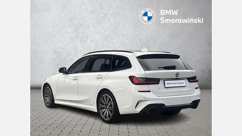 Używany BMW 330 Shadowline 258 KM (189 kW) 2022 Biel alpejska Kombi