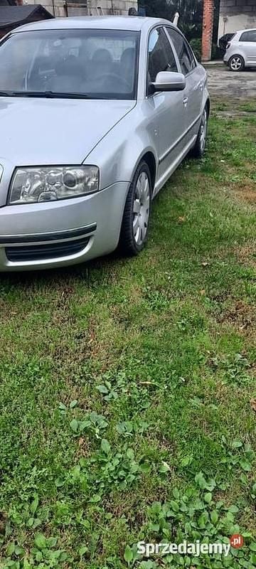 Srebrny Używany 2004 Skoda Superb Sedan/Limuzyna | 9500 zł (Uczciwa cena) - Obraz 1/4