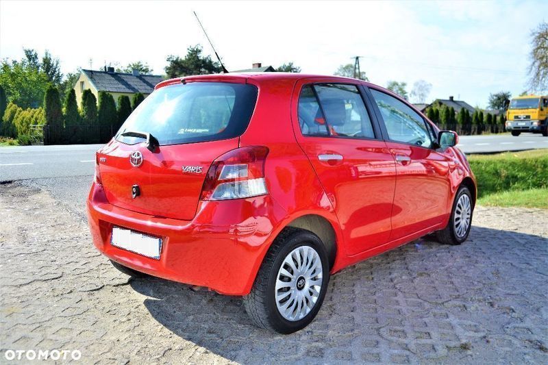 Toyota yaris ii