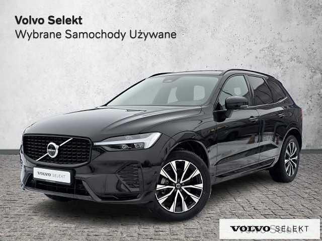 Używany Volvo XC60 250 KM (183 kW) 2025 Czarny SUV