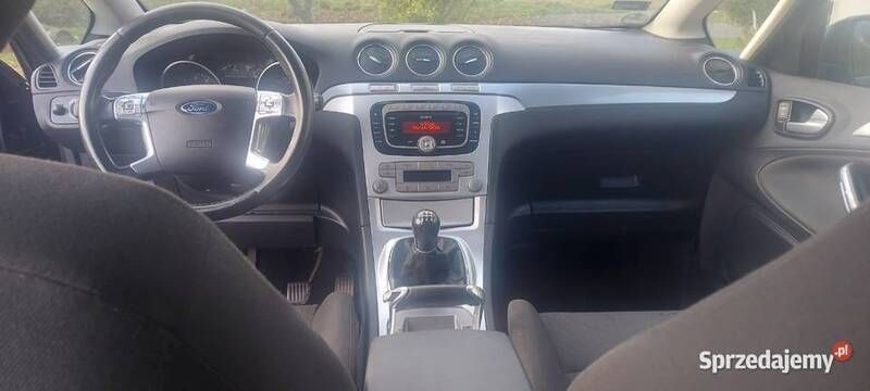 Używany Ford S-MAX S 145 KM (106 kW) 2007 Minivan