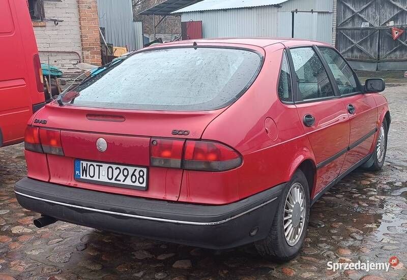 Używany Saab 900 1993 Czerwony Hatchback
