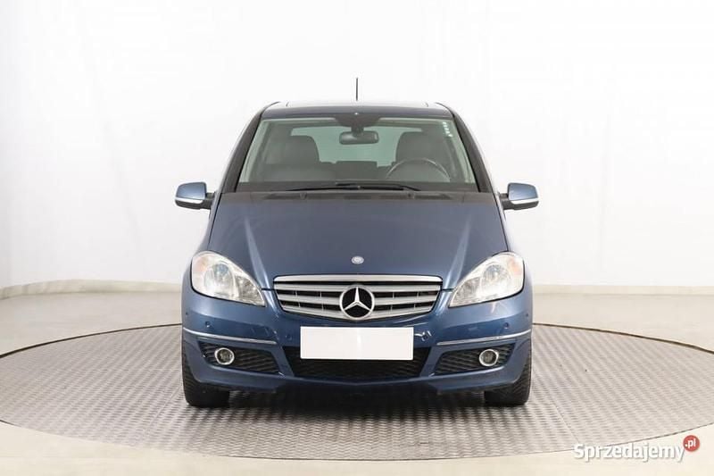 Niebieski Używany 2009 Mercedes A200 Hatchback | 18 999 zł (Uczciwa cena) - Obraz 1/4