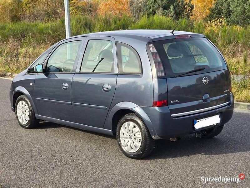 Szary Używany 2007 Opel Meriva Minivan | 7500 zł (Uczciwa cena) - Obraz 1/4