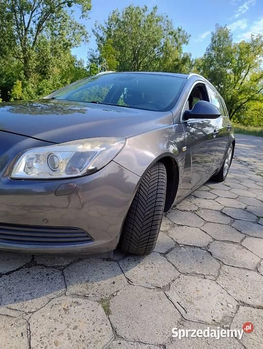 Używany 2010 Opel Insignia | 13 900 zł (Uczciwa cena) - Obraz 1/4