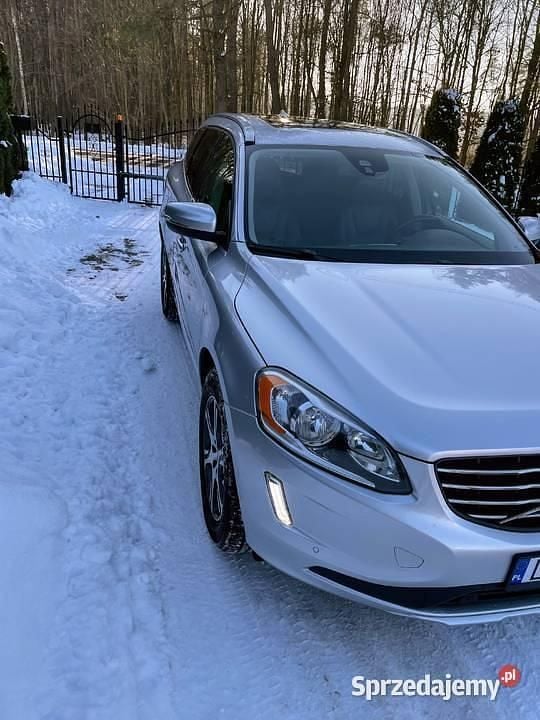 Srebrny Używany 2014 Volvo XC60 Platinum SUV | 62 900 zł (Super Cena) - Obraz 1/4