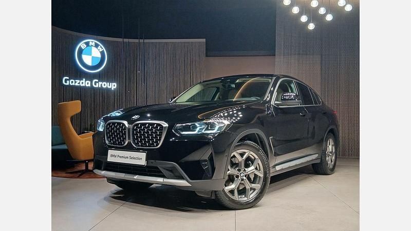 Czarny Używany 2022 BMW X4 SUV | 209 900 zł - Obraz 1/3