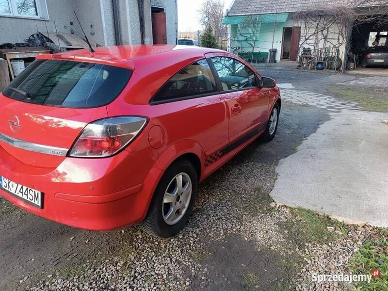 Używany Opel Astra GTC 105 KM (77 kW) 2006